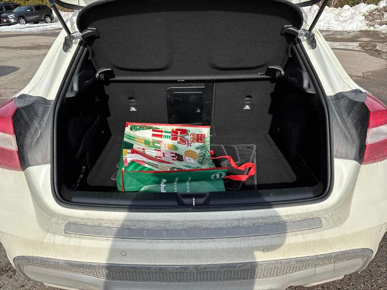 Mercedes-Benz GLA 250 CARFAX/ПОДГРЕВИ/KEYLESS, снимка 10 - Автомобили и джипове - 53728752