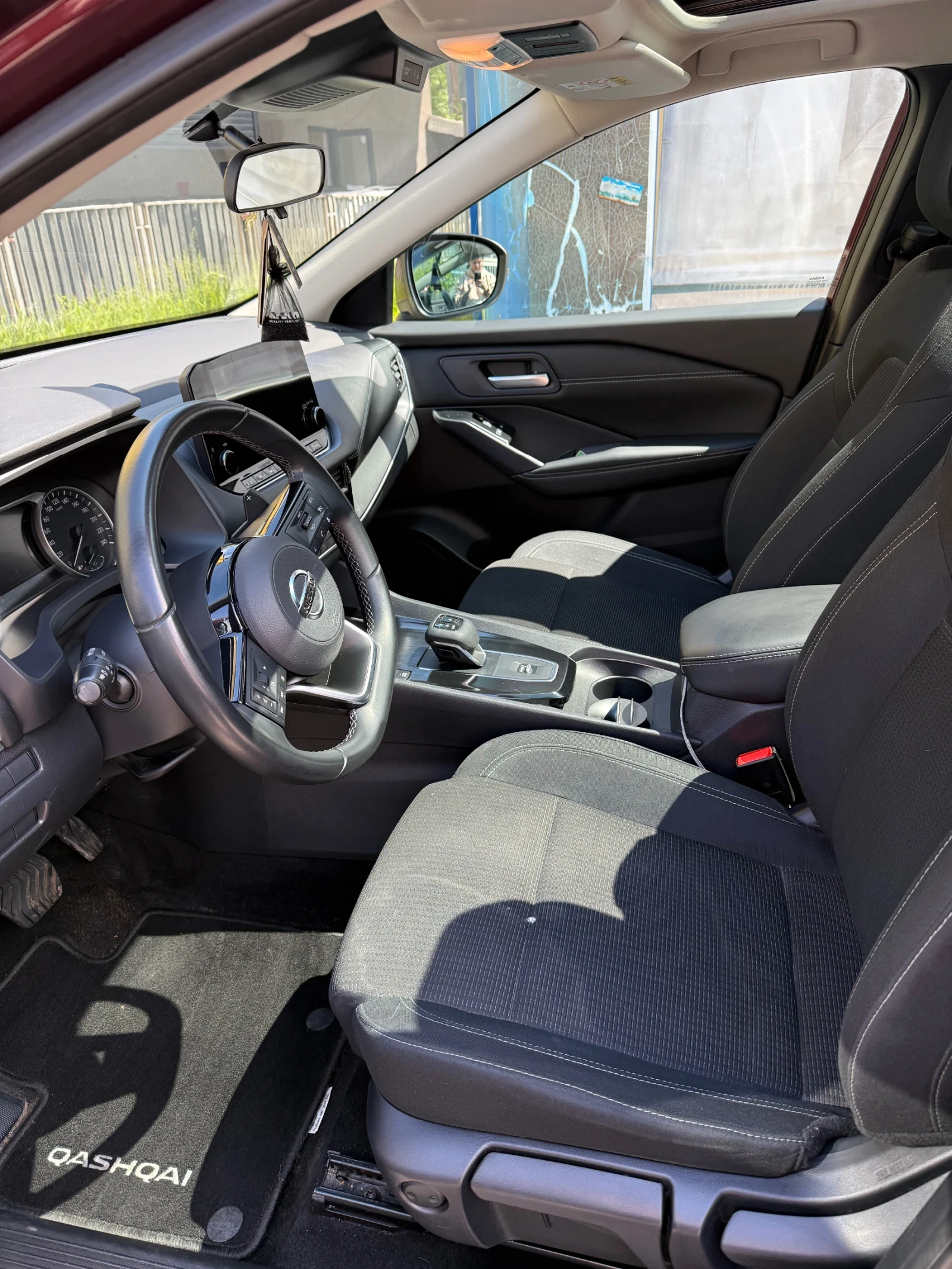 Nissan Qashqai N-Conecta 1.3, снимка 10 - Автомобили и джипове - 54397051