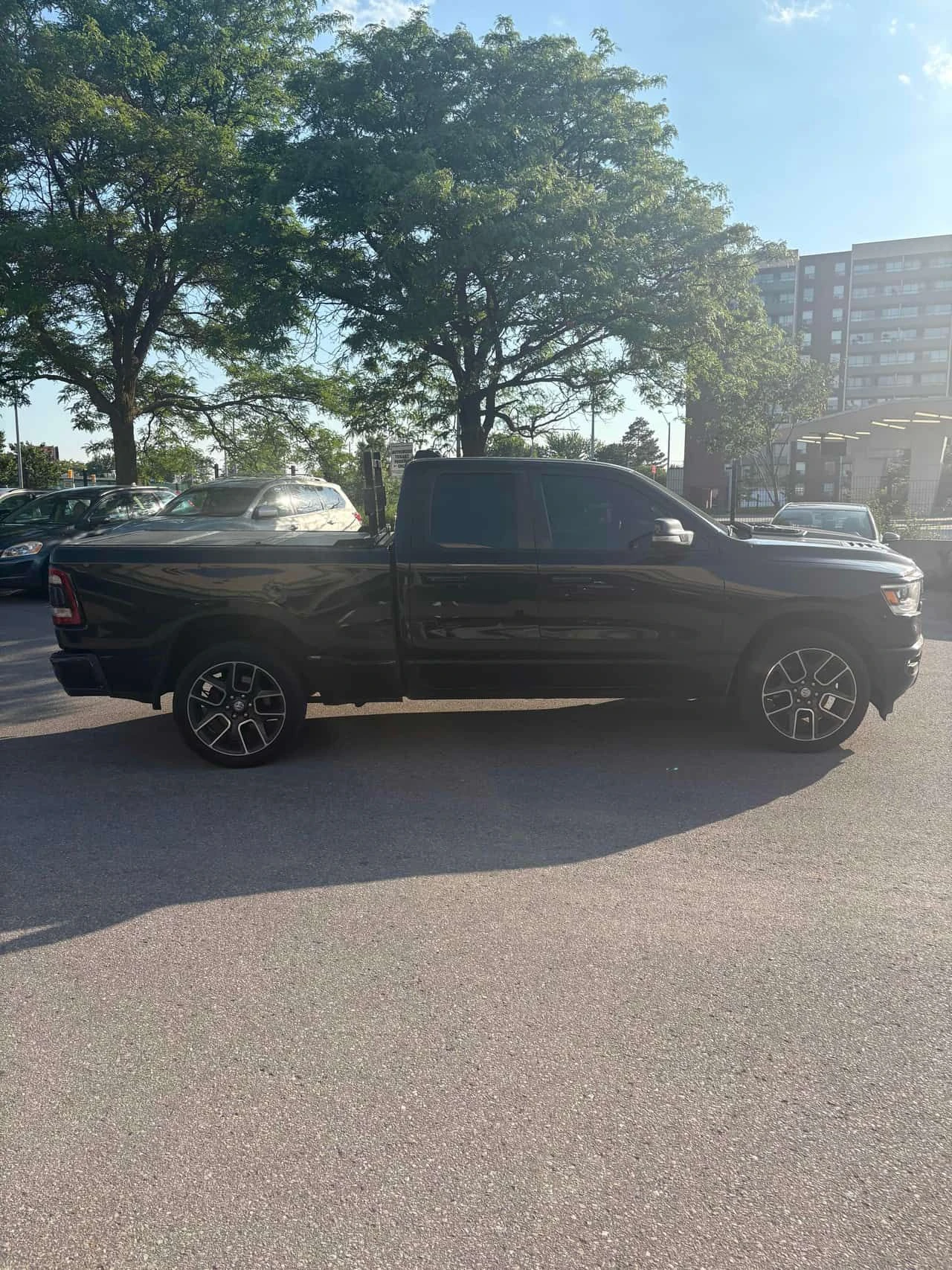 Dodge RAM 1500 Sport/CARFAX/5.7/ПОДГРЕВ/, снимка 3 - Автомобили и джипове - 55336217