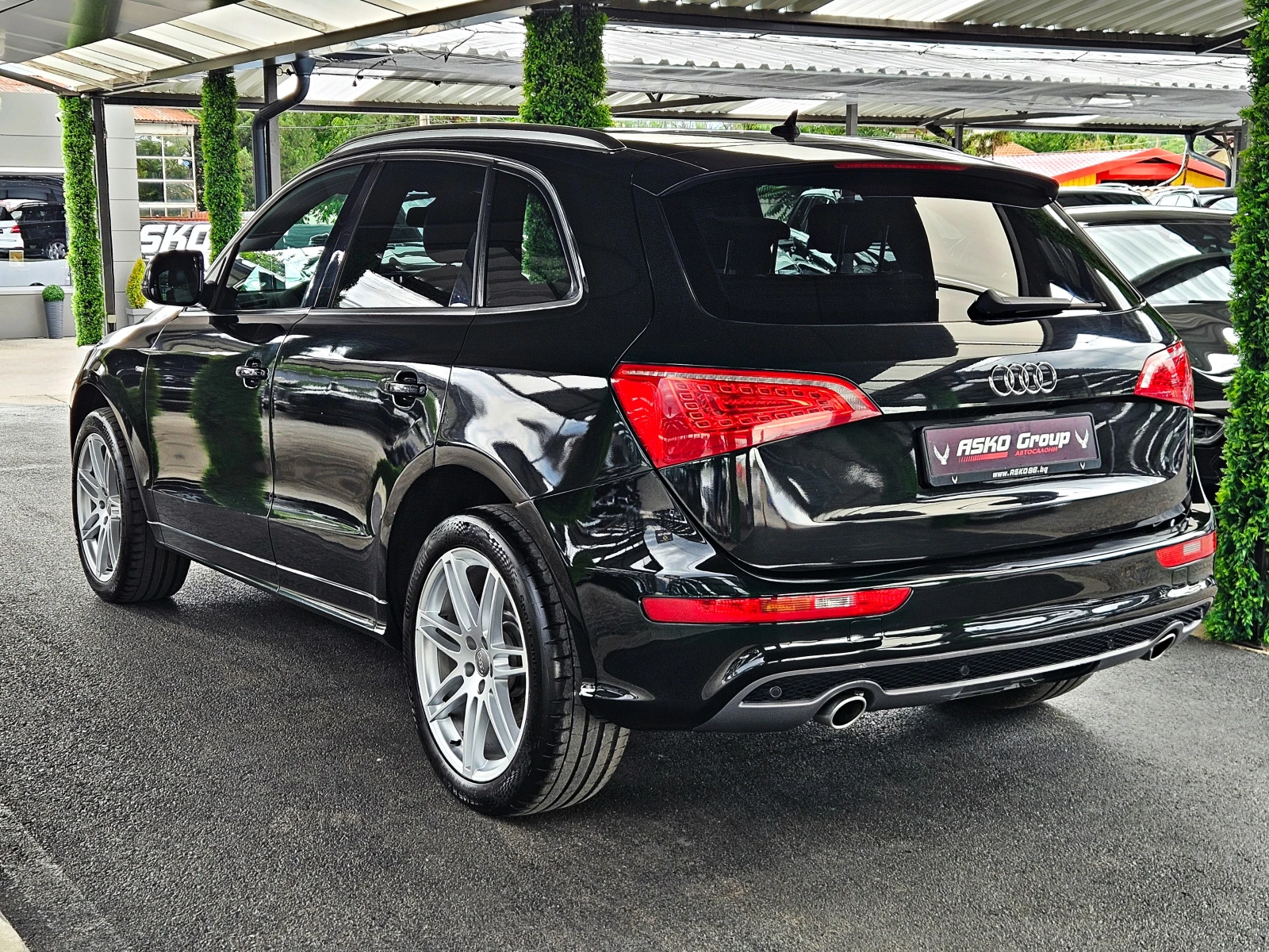 Audi Q5 S-LINEx3/239PS/PANORAMA/ПОДГРЕВ/RECARO/LIZING, снимка 7 - Автомобили и джипове - 55406205