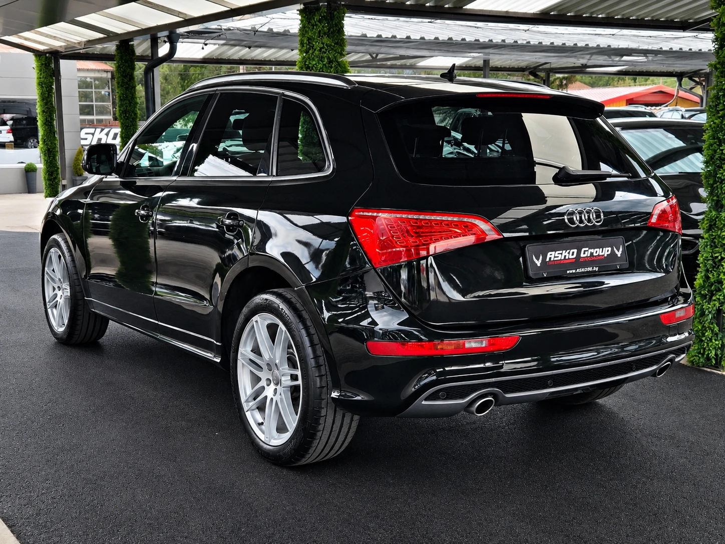 Audi Q5 S-LINEx3/239PS/PANORAMA/ПОДГРЕВ/RECARO/LIZING, снимка 8 - Автомобили и джипове - 55406205