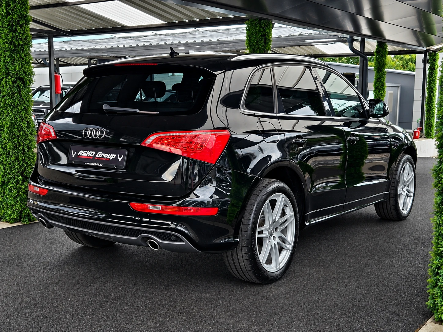 Audi Q5 S-LINEx3/239PS/PANORAMA/ПОДГРЕВ/RECARO/LIZING, снимка 5 - Автомобили и джипове - 55406205
