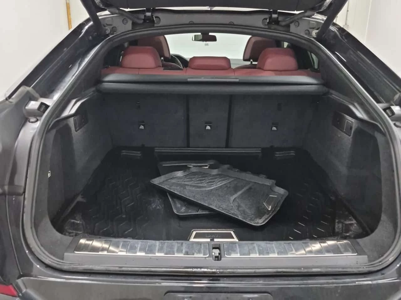 BMW X6 Sports Activity Coupe Xdrive40i  CARFAX | Mobile.bg � ����������� 9