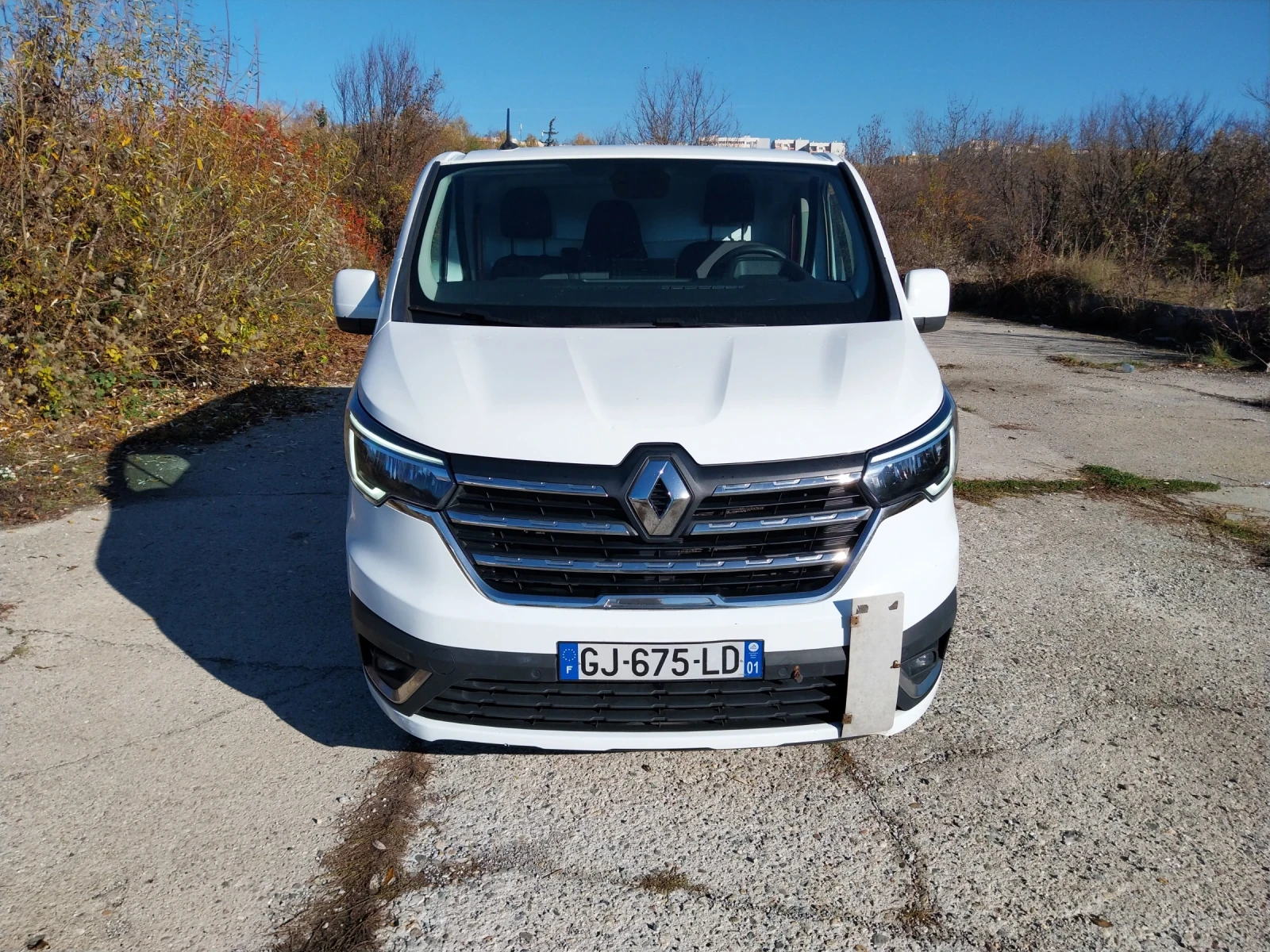 Renault Trafic 2.0DCI - изображение 2