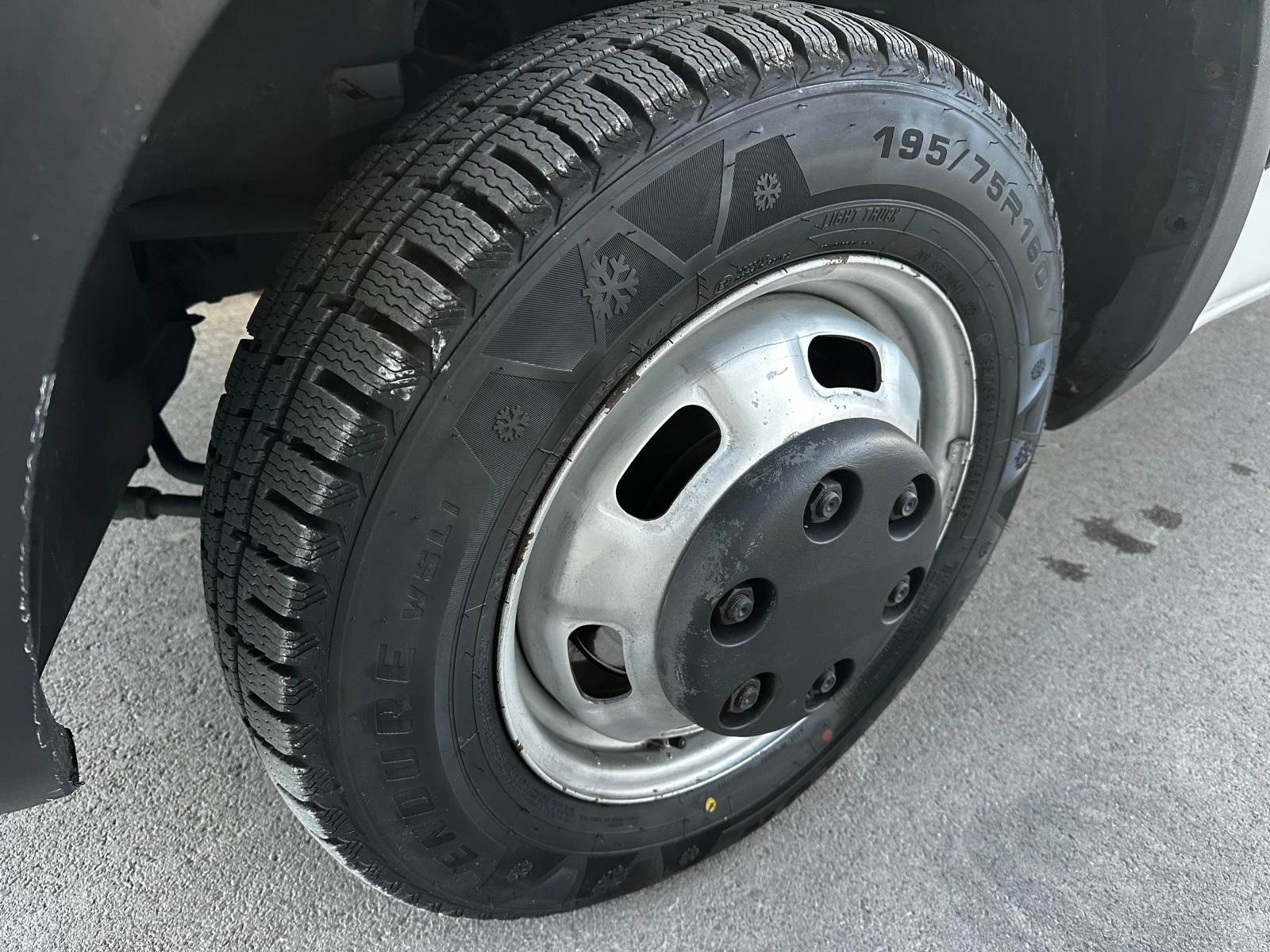 Iveco 35c15 150к.с Климатик* Специален* Спалня - изображение 5