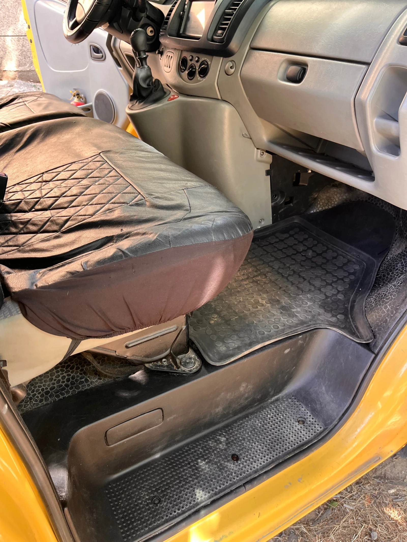 Renault Trafic, снимка 7 - Бусове и автобуси - 56619175