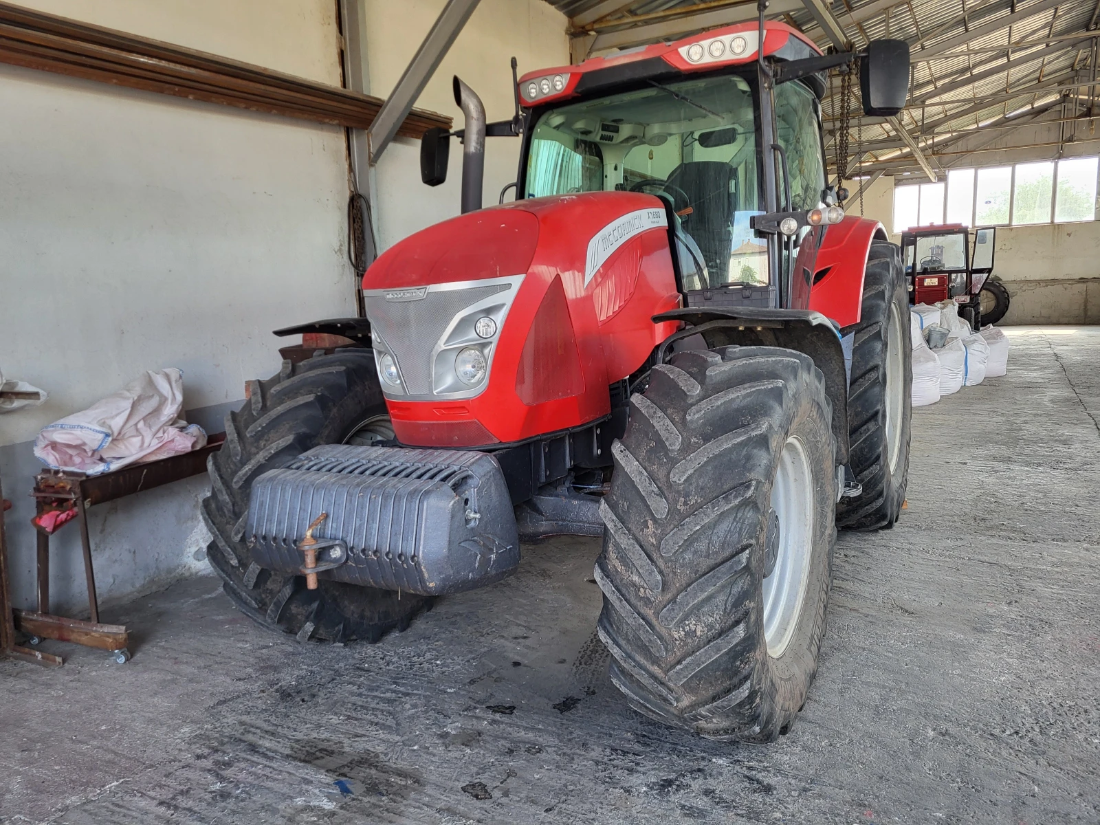 Трактор McCormick x7.680