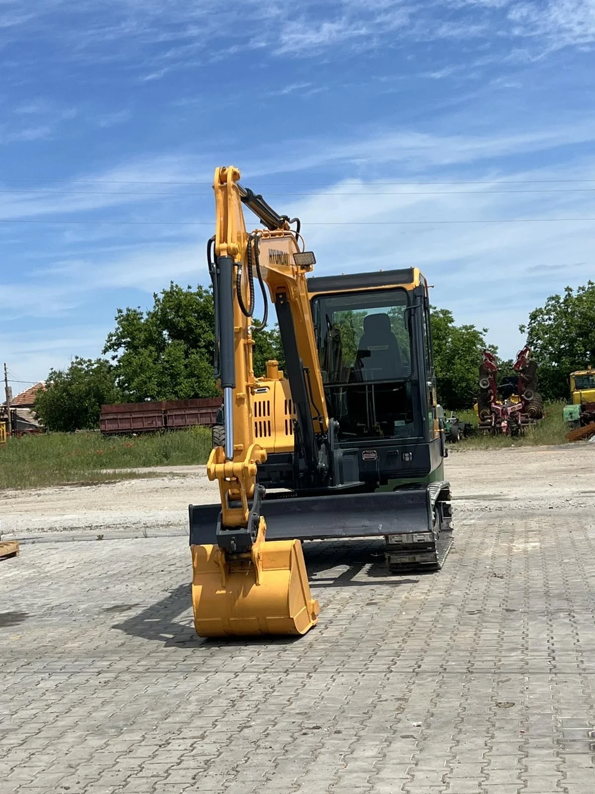 Багер Hyundai R60, снимка 11 - Индустриална техника - 55570975