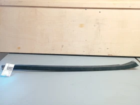 Лайсна челно стъкло дясна Опел Астра j 2.0д