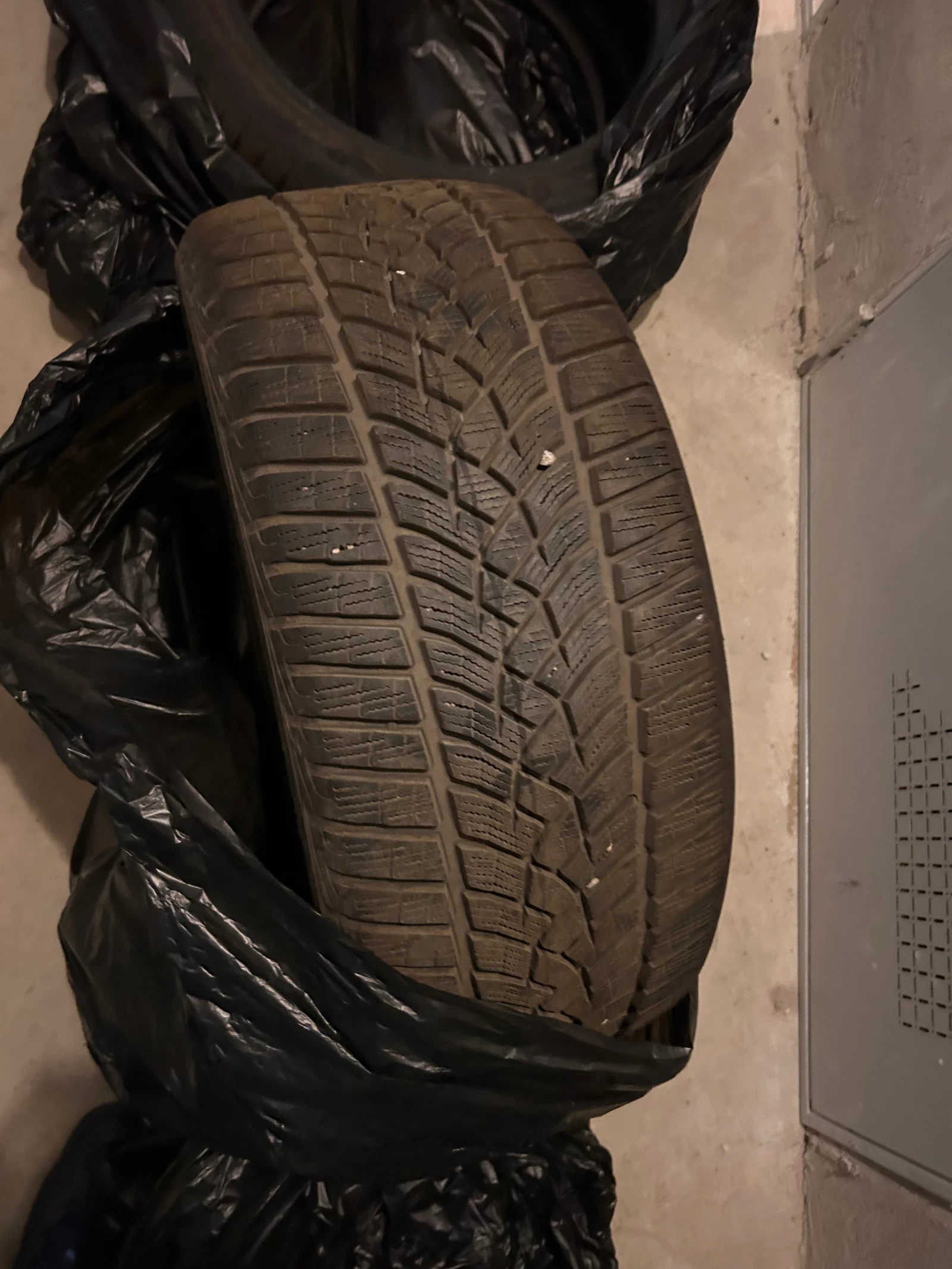 ���� 235/45R18 | Mobile.bg � ����������� 6