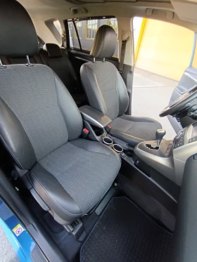 Toyota Verso 2.2  Автоматик 6+ 1, снимка 13
