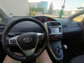 Toyota Verso 2.2  Автоматик 6+ 1, снимка 8
