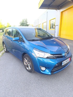 Toyota Verso 2.2  Автоматик 6+ 1, снимка 3