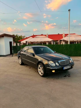 Mercedes-Benz E 270 2700, снимка 1