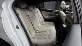 Genesis G70 Shooting Brake* 2.0T* 4WD* ПОДГР* ОБДУХВ* ПАНО* HU, снимка 11