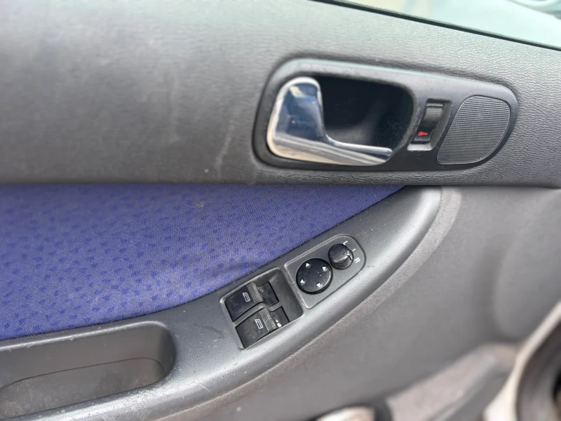 Audi A3 1.9tdi 90 кс AGR НА ЧАСТИ, снимка 16 - Автомобили и джипове - 10519166