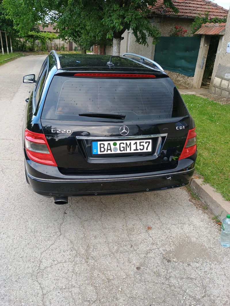 Mercedes-Benz C 220, снимка 5 - Автомобили и джипове - 47682126