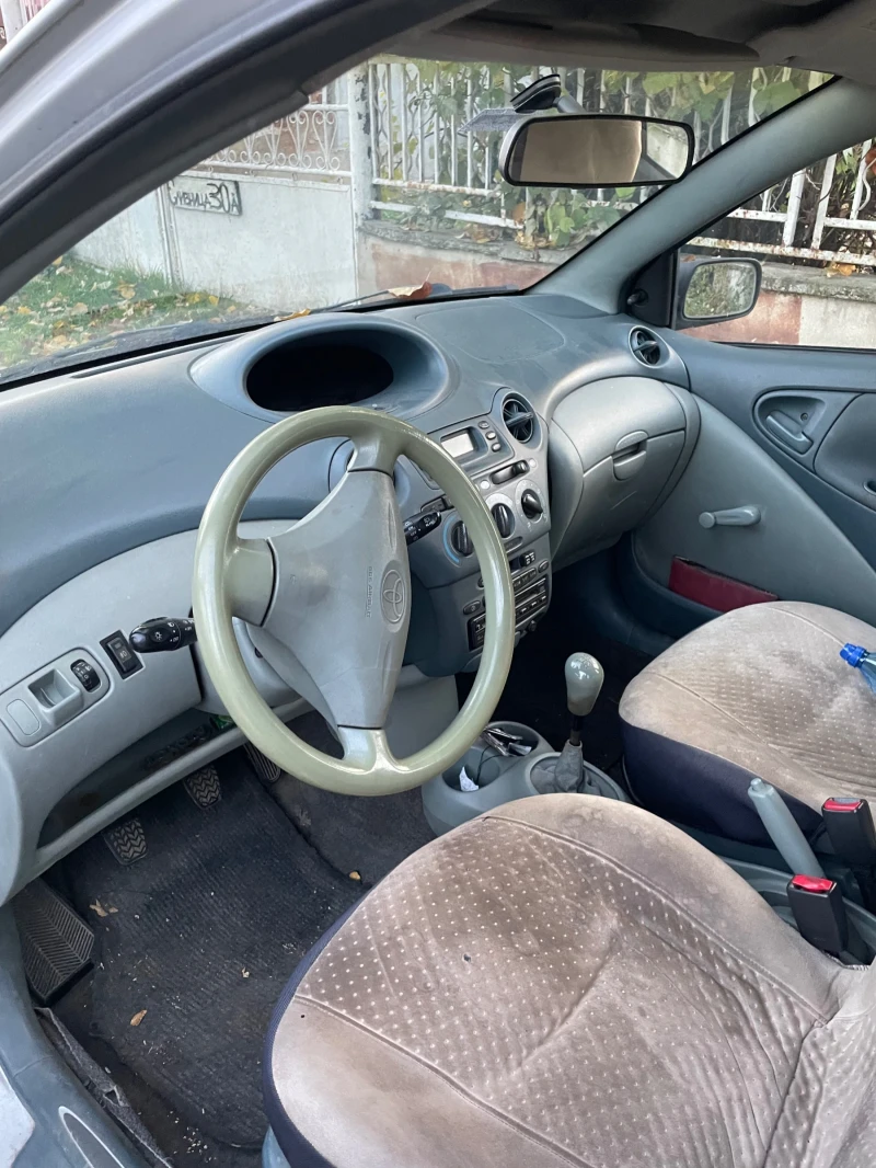 Toyota Yaris, снимка 4 - Автомобили и джипове - 48053527