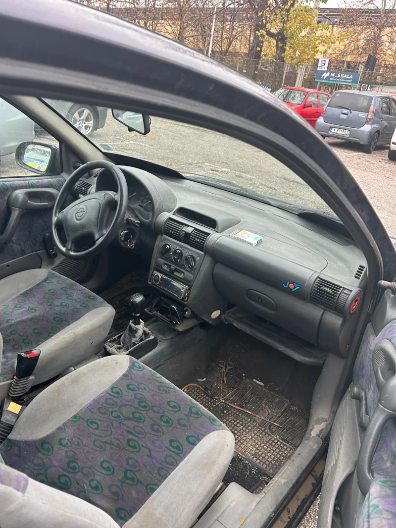 Opel Corsa, снимка 3 - Автомобили и джипове - 48194636