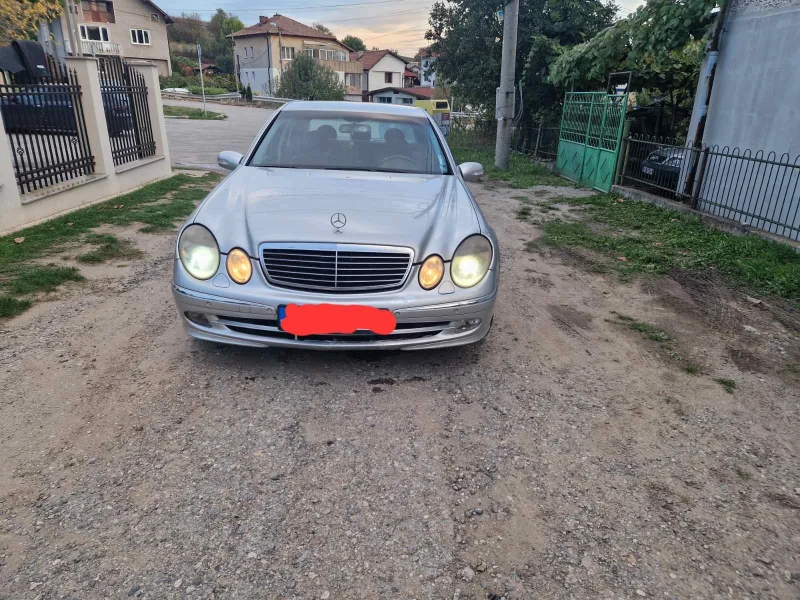 Mercedes-Benz E 320, снимка 1 - Автомобили и джипове - 48354610