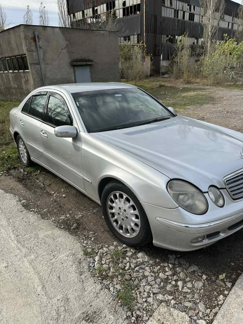 Mercedes-Benz E 270 2.7CDI, снимка 1 - Автомобили и джипове - 48933206