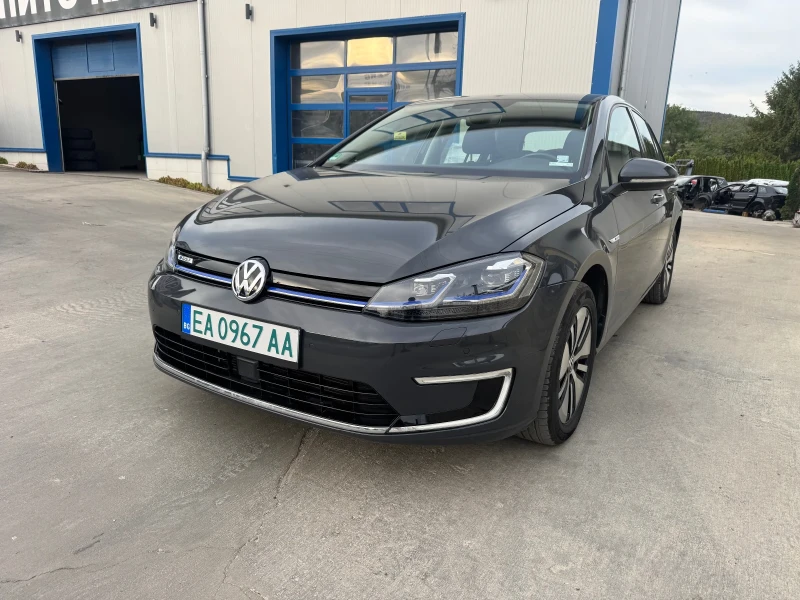 VW Golf Electric, снимка 2 - Автомобили и джипове - 52526732