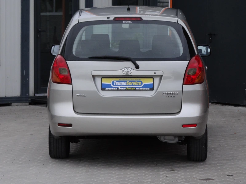 Toyota Corolla verso 1.6vvt-i - 110k.c. / Климатроник / Euro-4 /, снимка 4 - Автомобили и джипове - 51995106