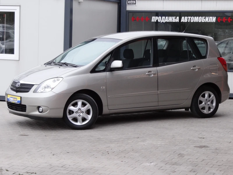 Toyota Corolla verso 1.6vvt-i - 110k.c. / Климатроник / Euro-4 /, снимка 2 - Автомобили и джипове - 51995106