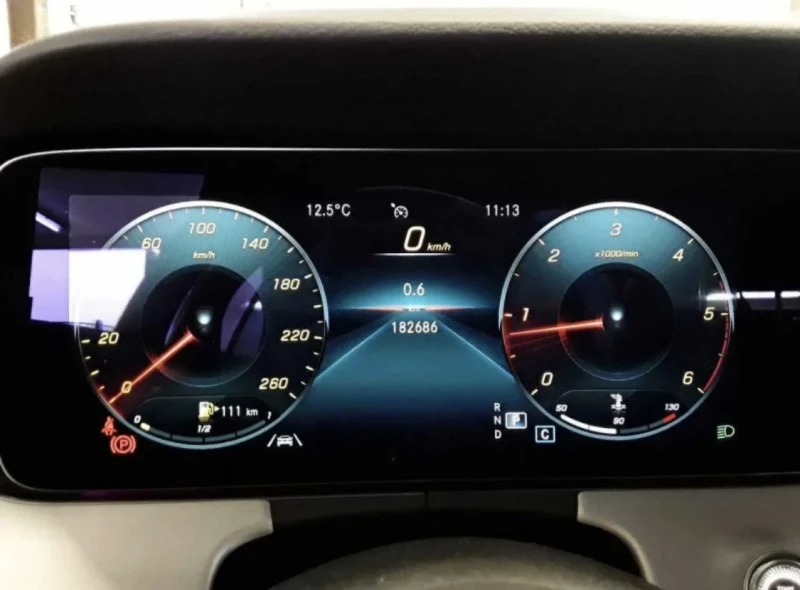 Mercedes-Benz CLS CLS 220d AMG, automat, LED, Burmester, снимка 8 - Автомобили и джипове - 52591113