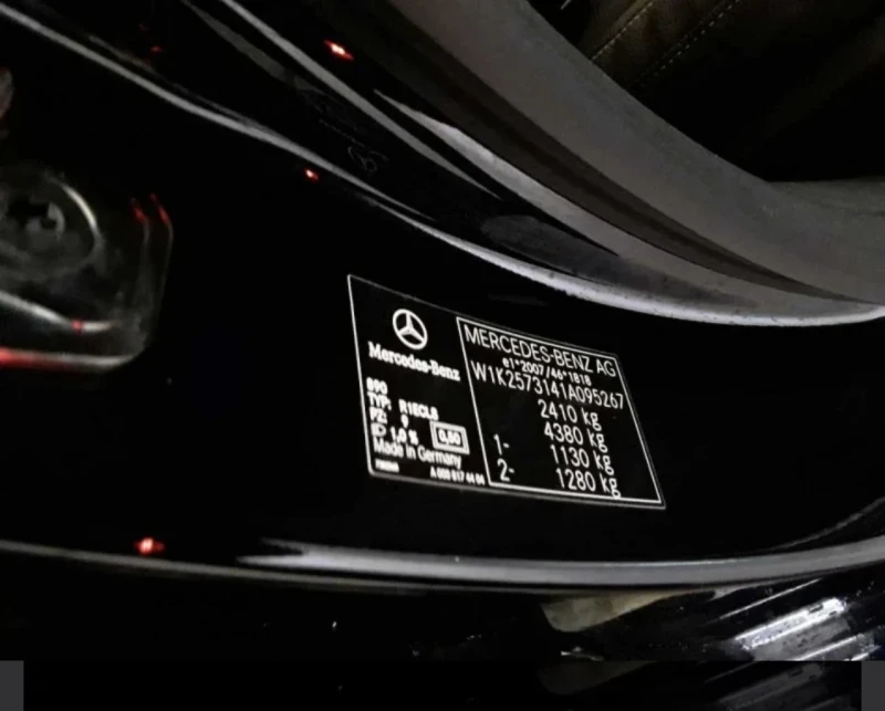 Mercedes-Benz CLS CLS 220d AMG, automat, LED, Burmester, снимка 10 - Автомобили и джипове - 52591113