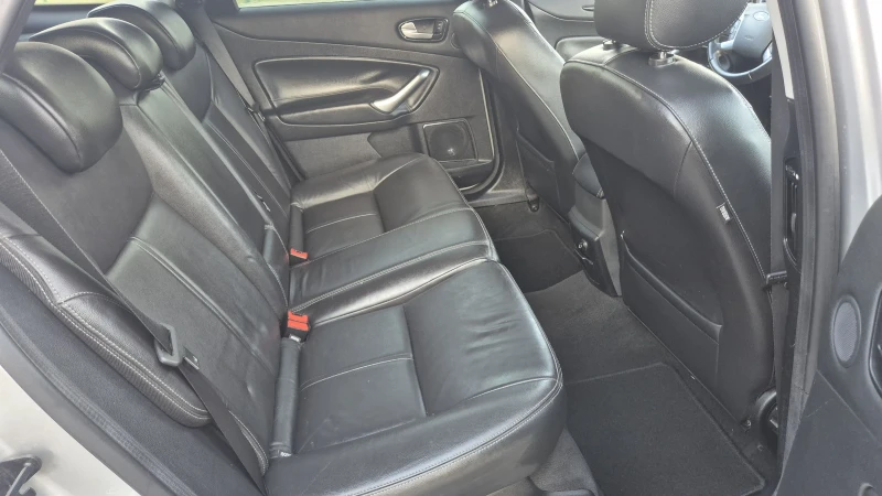 Ford Mondeo 2.0TDCI 140к.с., снимка 15 - Автомобили и джипове - 52710579