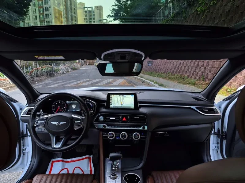 Genesis G70 2.0T AWD SUPREME, снимка 16 - Автомобили и джипове - 55705149