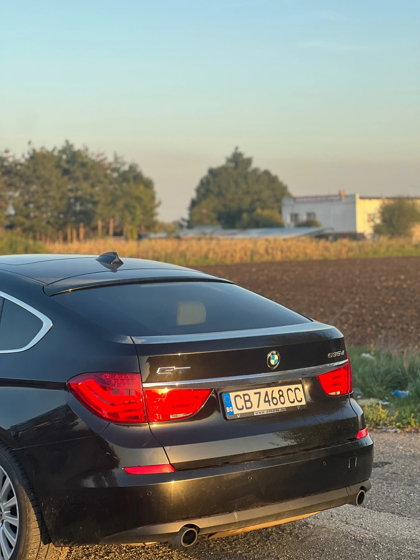 BMW 5 Gran Turismo  - изображение 3