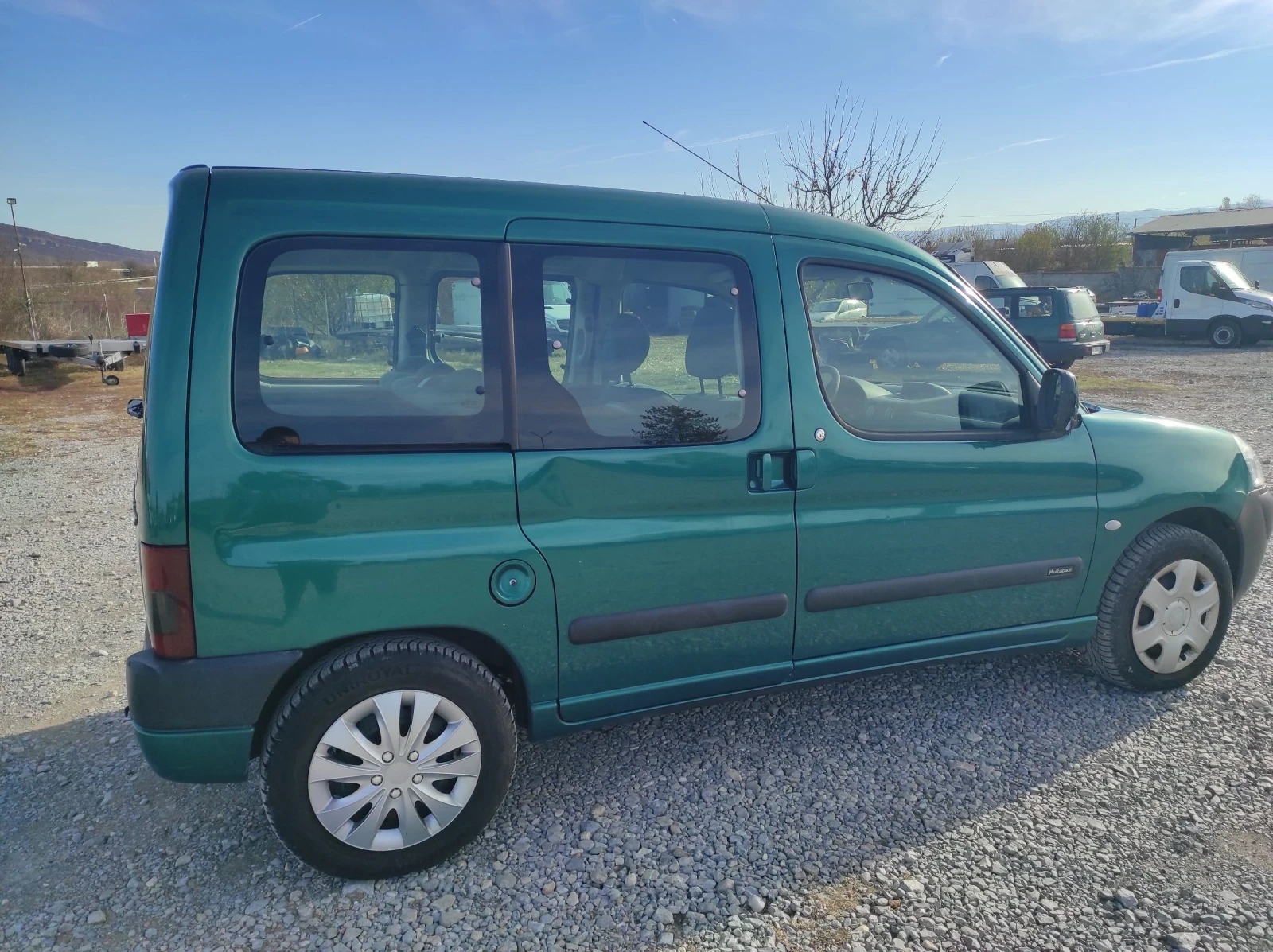 Citroen Berlingo 1.6i Климатик Пътник - изображение 2