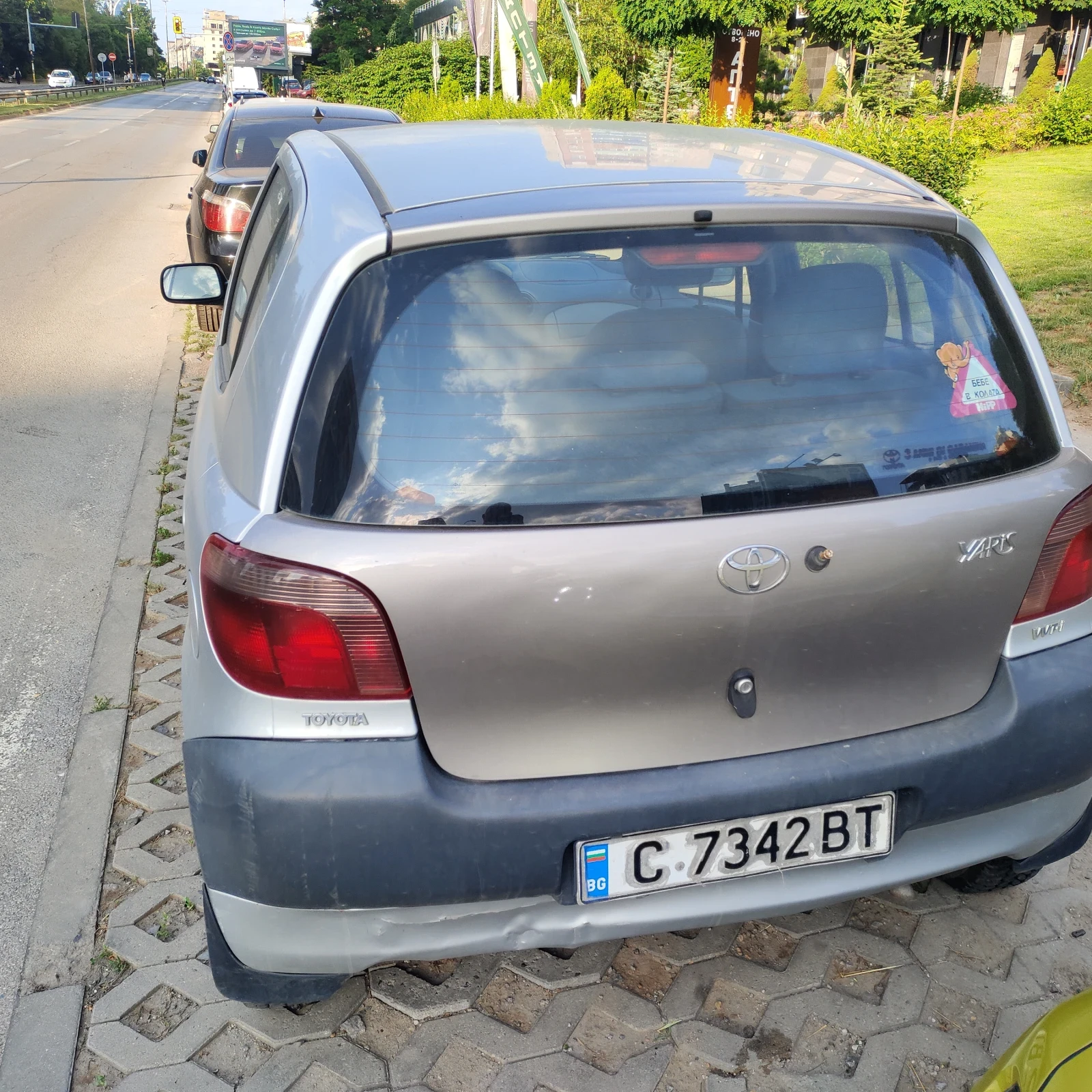 Toyota Yaris  - изображение 5