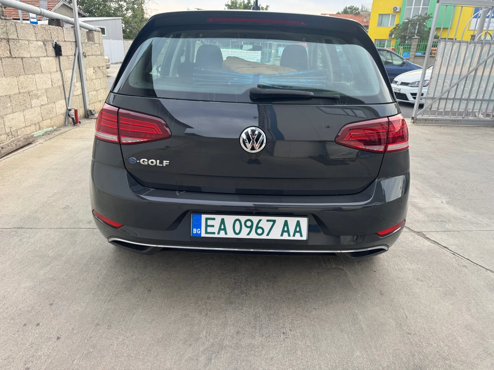 VW Golf Electric - изображение 6