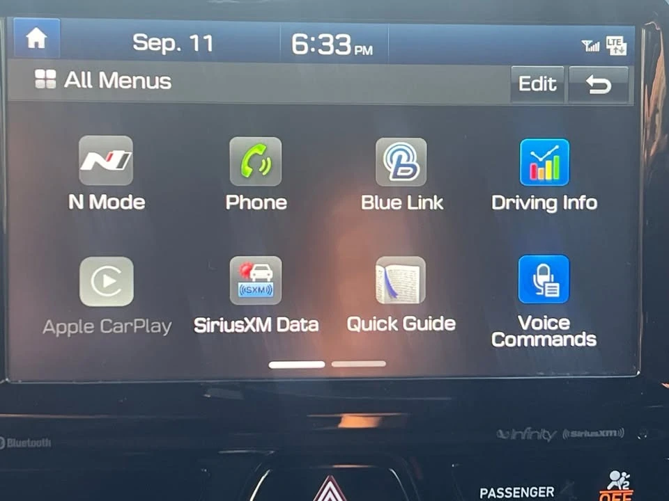 Hyundai Veloster  N РЪЧКА * * CARFAX * * АВТОКРЕДИТ * *  - изображение 8