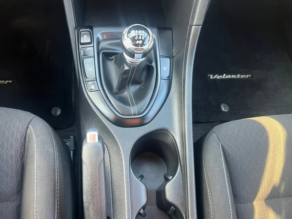 Hyundai Veloster  N  * * CARFAX * *  * *  | Mobile.bg   11
