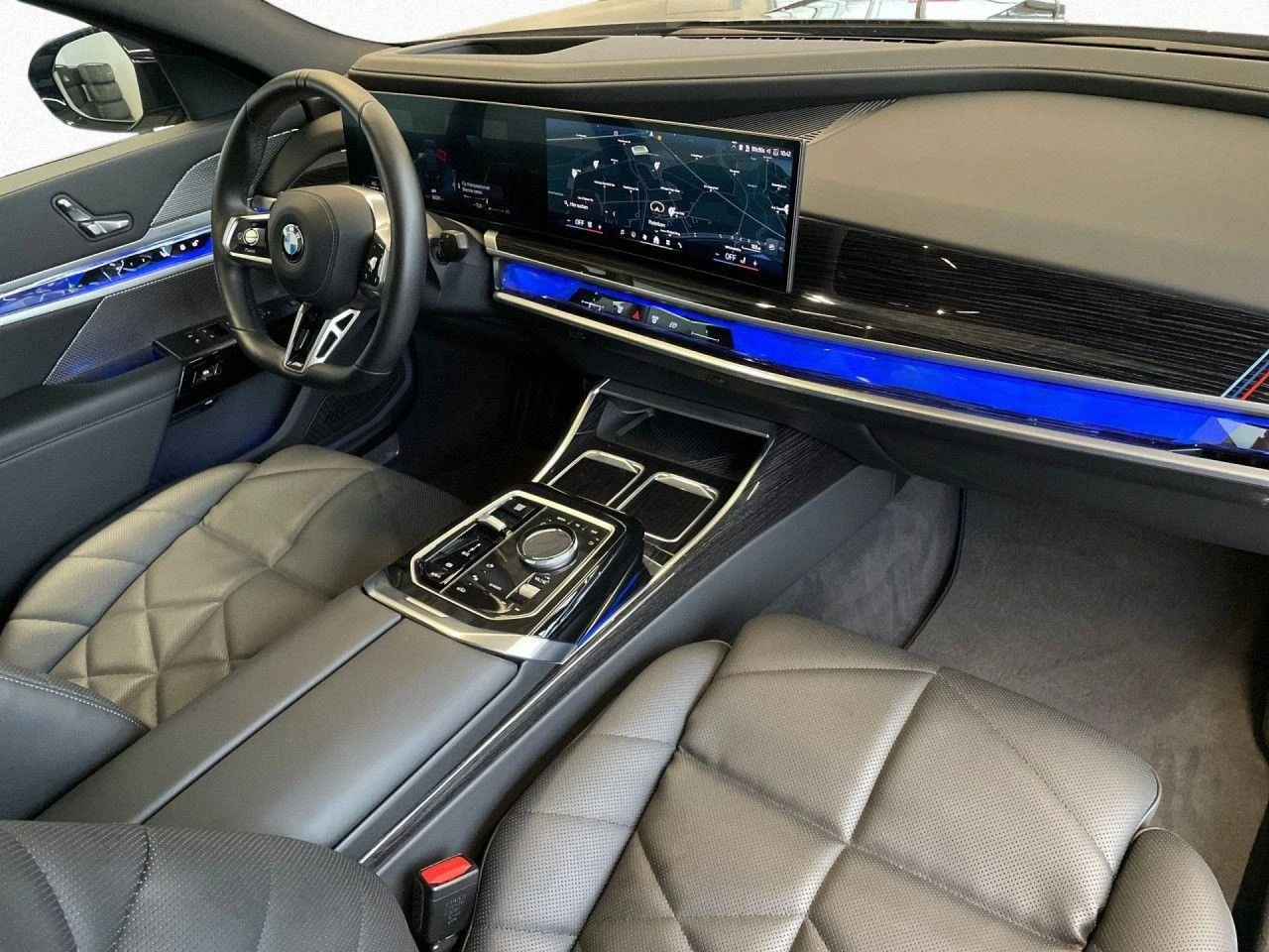 BMW 740 d/xDrive/M-SPORT/ICONIC GLOW/SKY LOUNGE/B&W/360/ | Mobile.bg   11