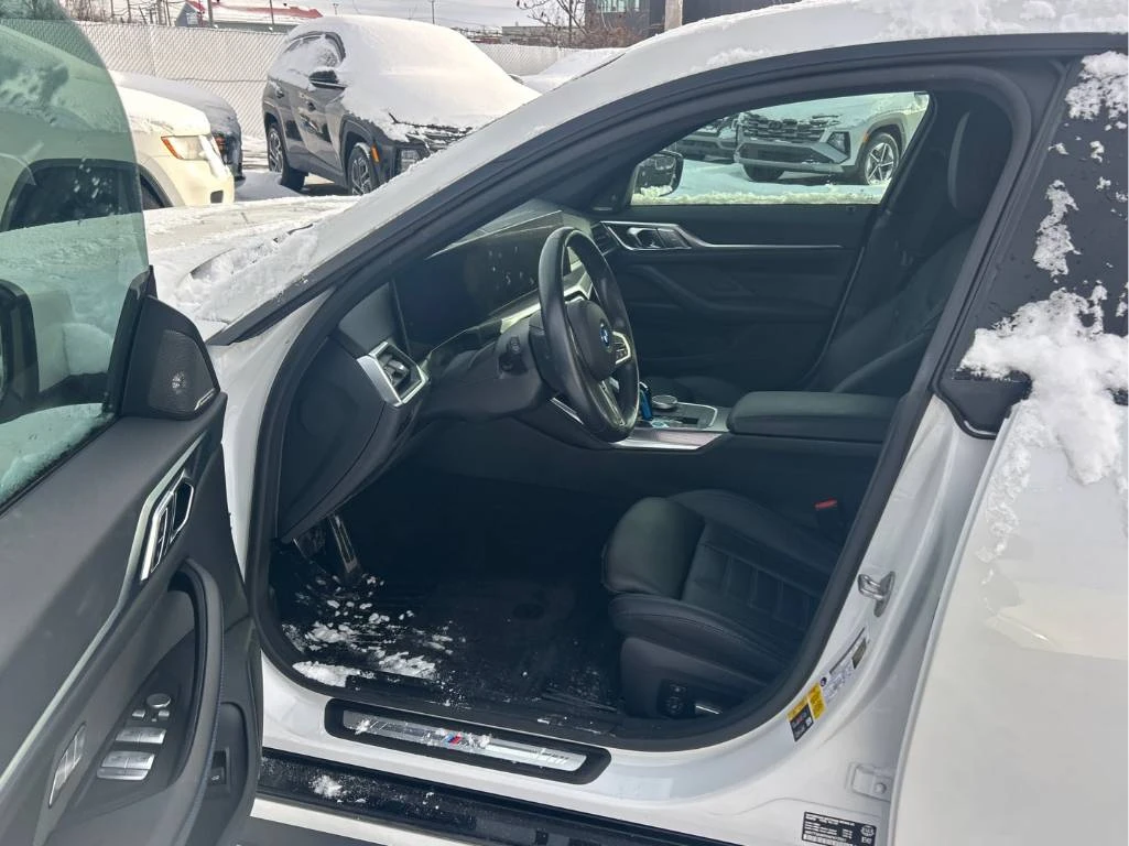 BMW i4 eDrive40 * M PACK* CARFAX*  - изображение 6