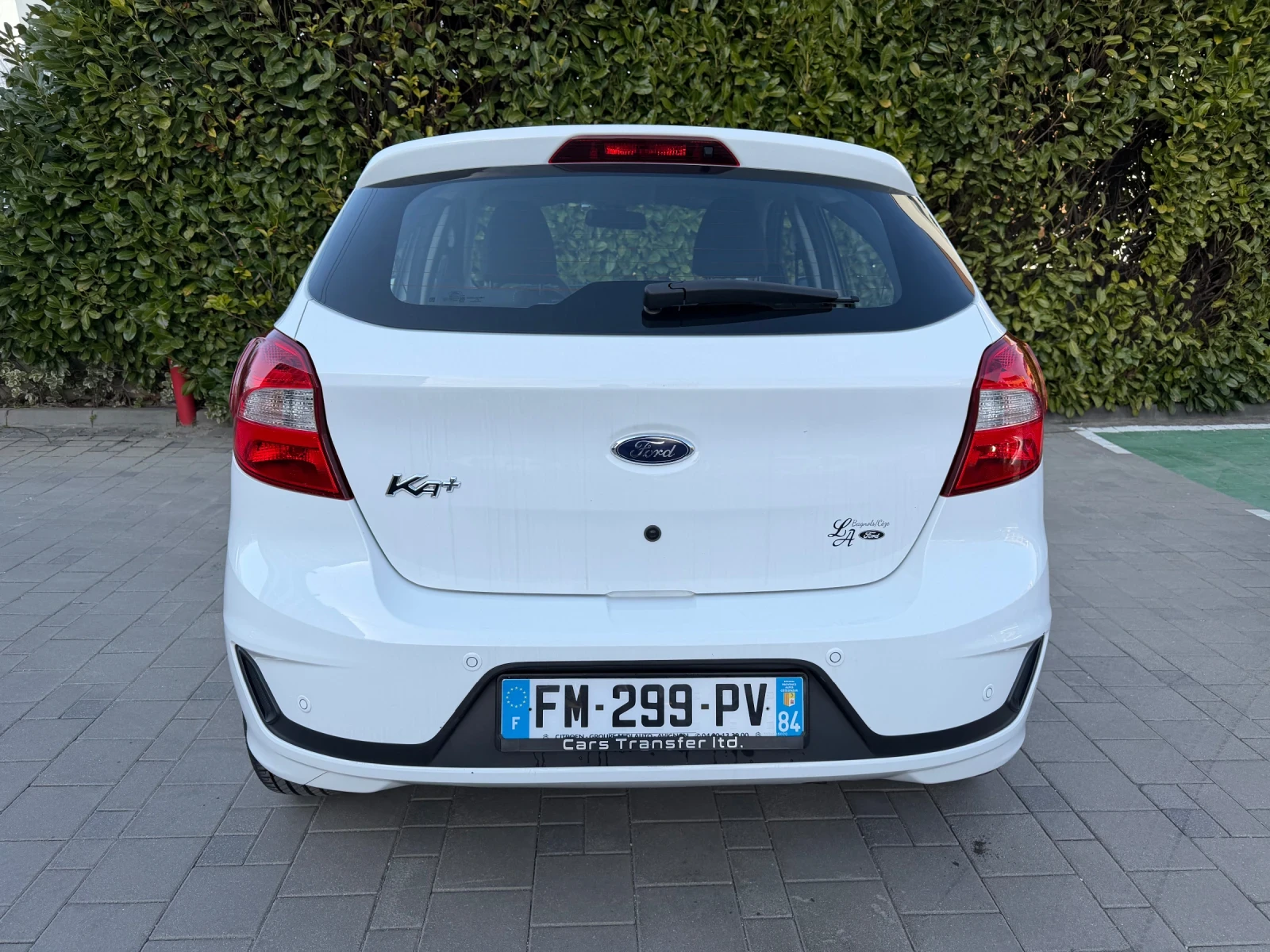 Ford Ka 1.2i* EURO 6* Face, снимка 5 - Автомобили и джипове - 53814462
