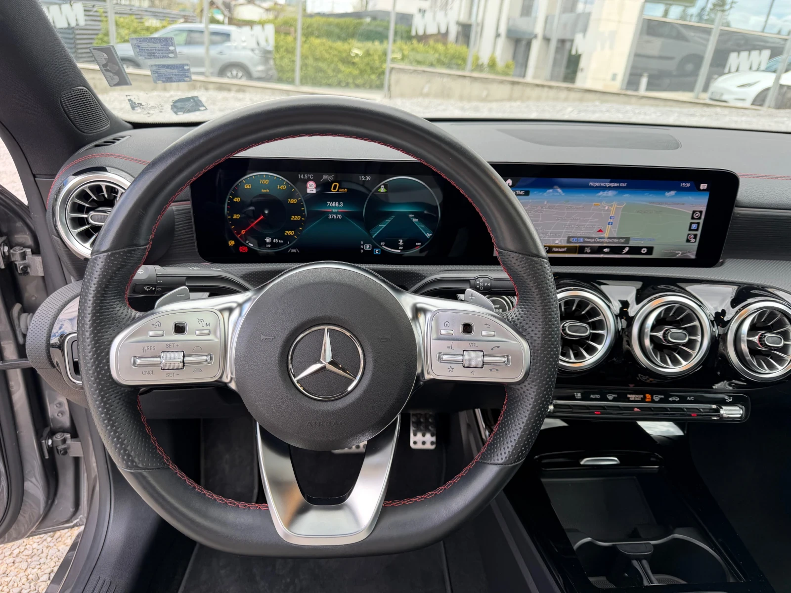 Mercedes-Benz CLA 250 4Matic AMG 360 Camera Panorama MULTIBEAM LED, снимка 15 - Автомобили и джипове - 54148389