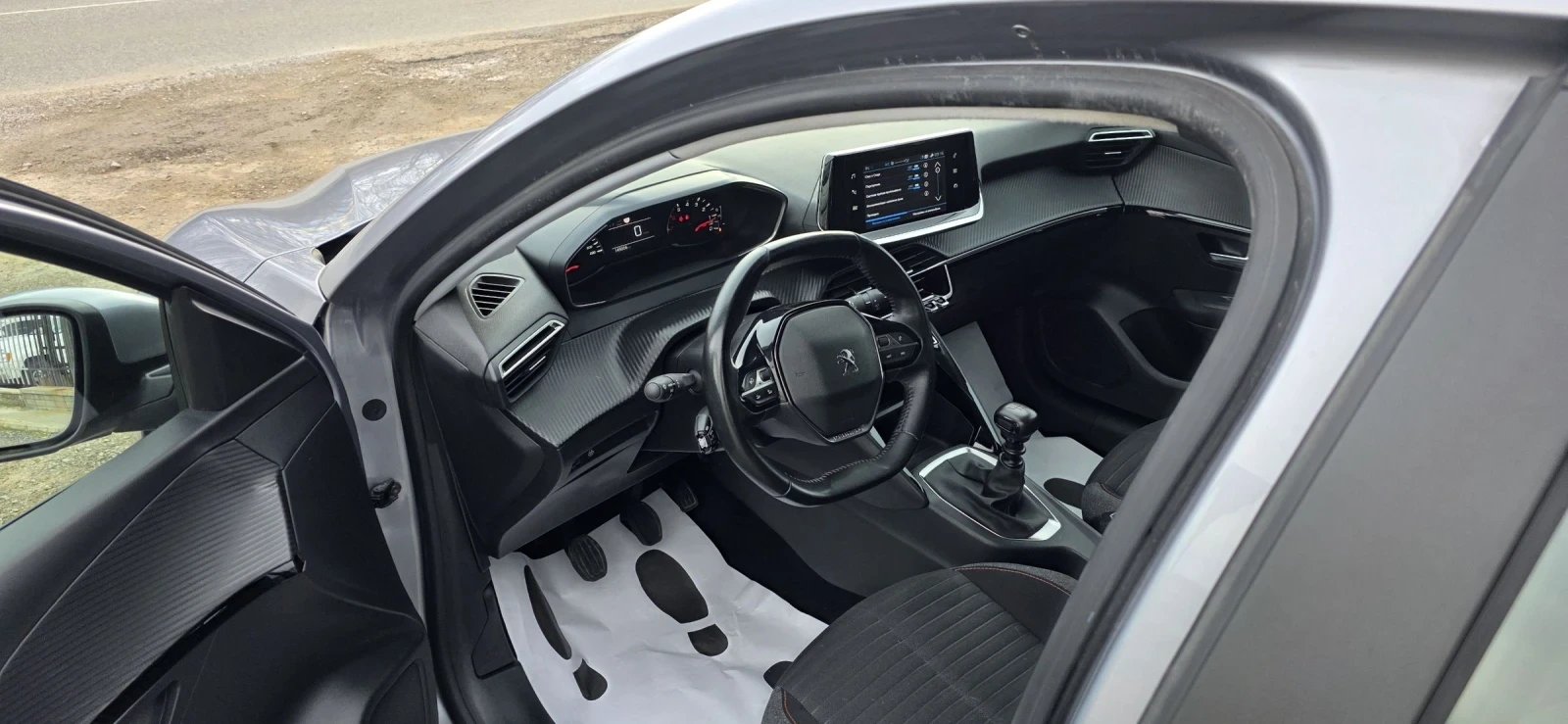 Peugeot 208 1.5 Hdi-Active-Euro 6, снимка 10 - Автомобили и джипове - 54574524