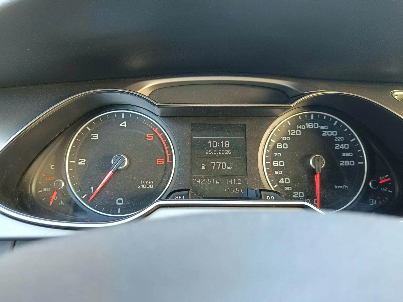 Audi A4, снимка 10 - Автомобили и джипове - 54672364