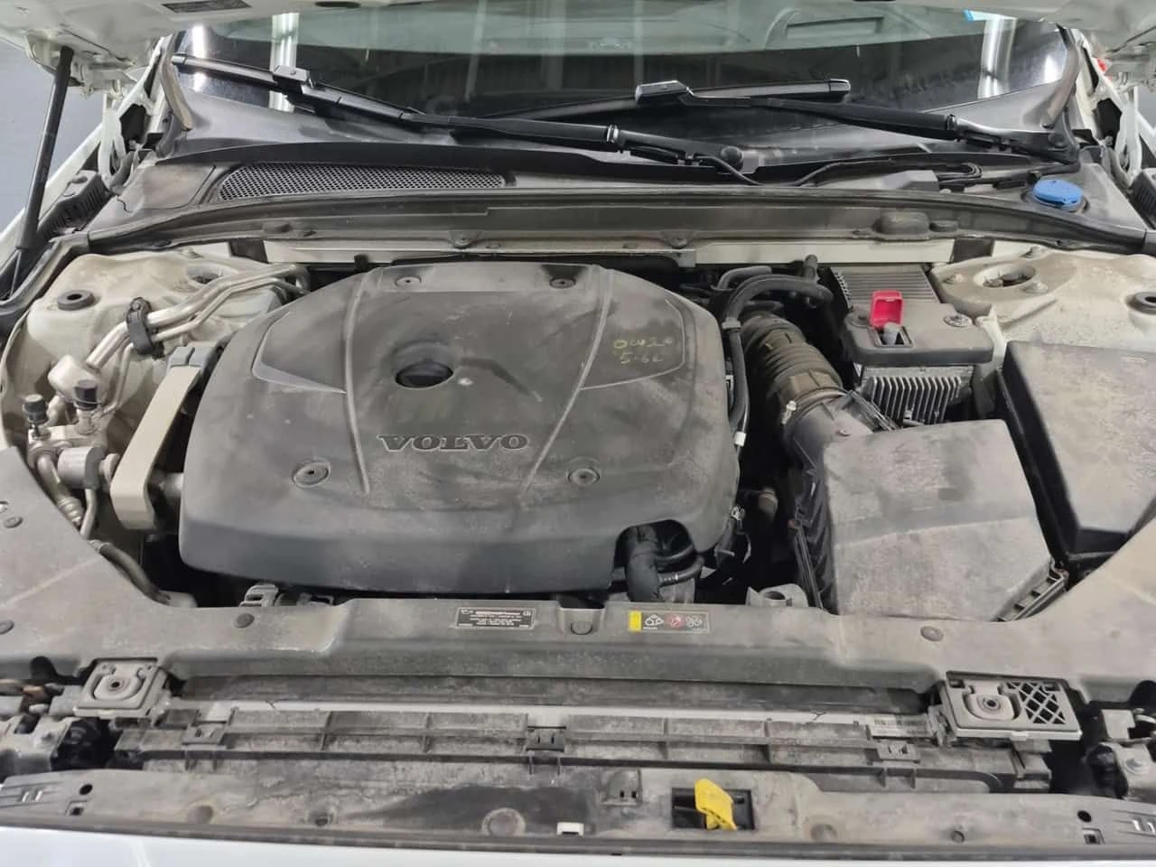 Volvo V60 * INSCRIPTION * CARFAX * ЦЕНА ДО БГ, снимка 16 - Автомобили и джипове - 54738795