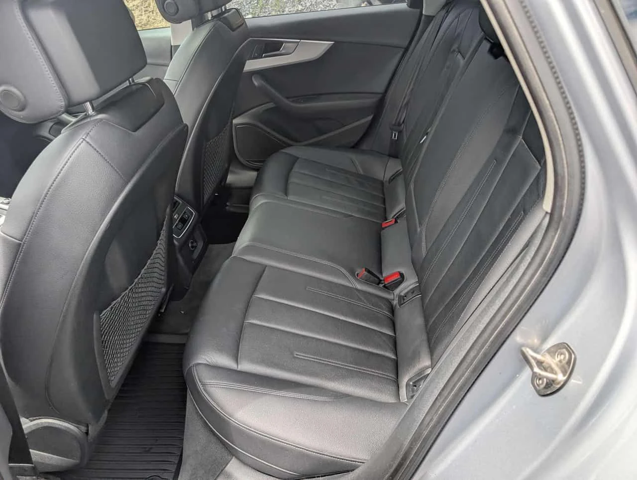 Audi A4 * Komfort * CARFAX * БЕЗ ПЪРВОНАЧАЛНА ВНОСКА, снимка 9 - Автомобили и джипове - 54776712