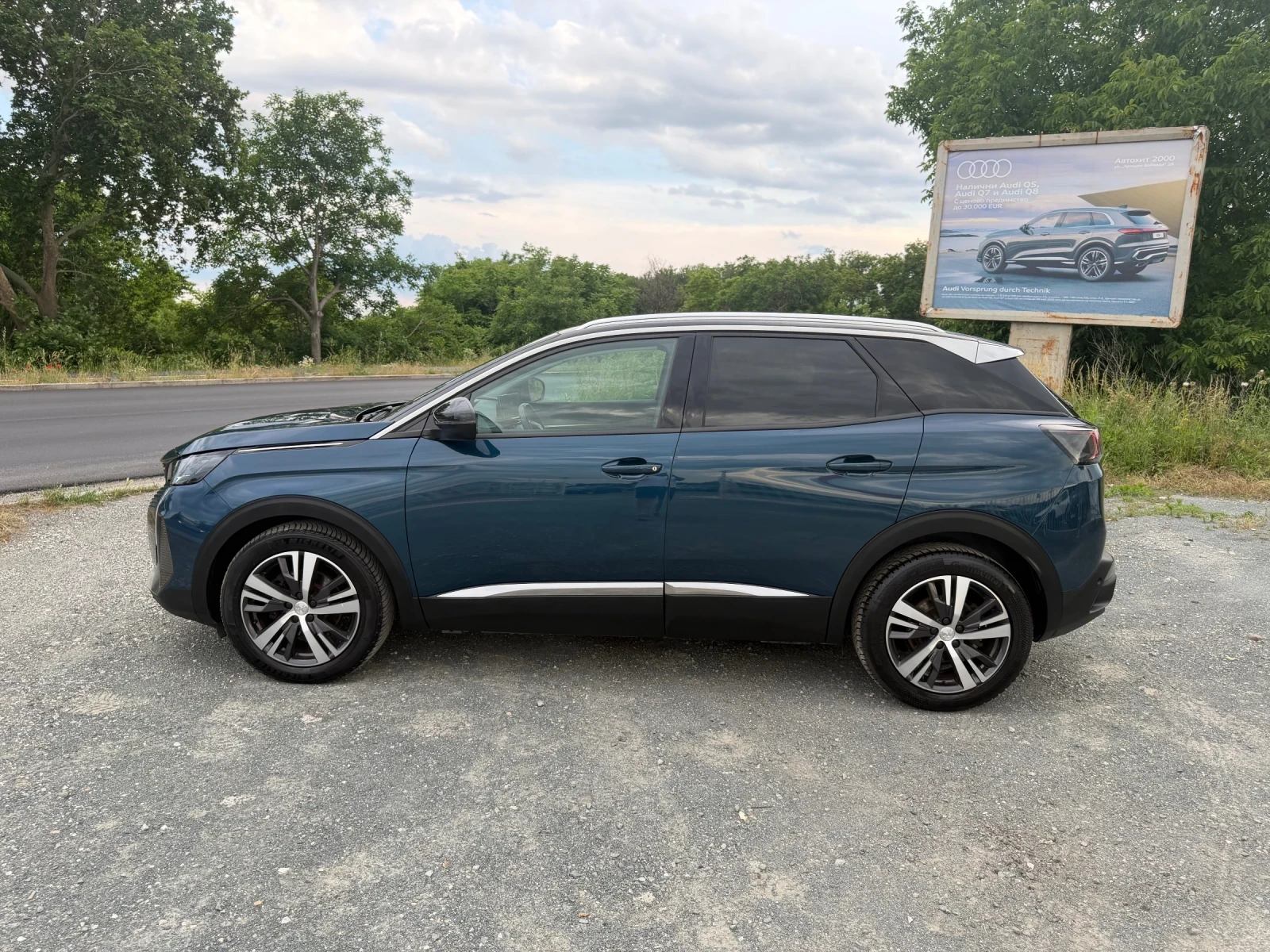Peugeot 3008 Allure / АВТОМАТИК / 360 КАМЕРА / ЕВРО6 /132 000км, снимка 8 - Автомобили и джипове - 54826175