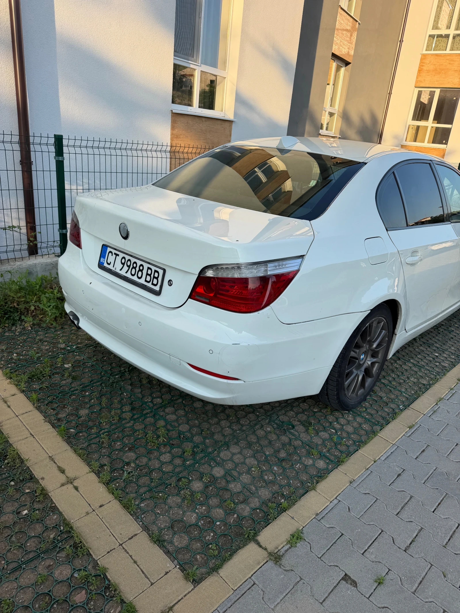 BMW 530, снимка 4 - Автомобили и джипове - 55103717