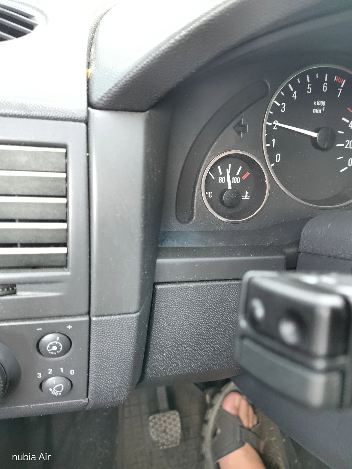 Opel Meriva, снимка 3 - Автомобили и джипове - 55157617