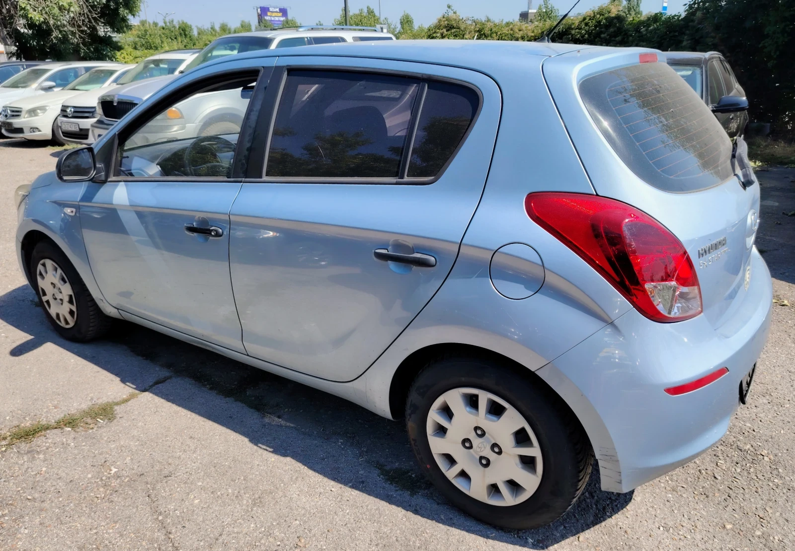 Hyundai I20 1.3i/ 5 star edition, снимка 7 - Автомобили и джипове - 55566320